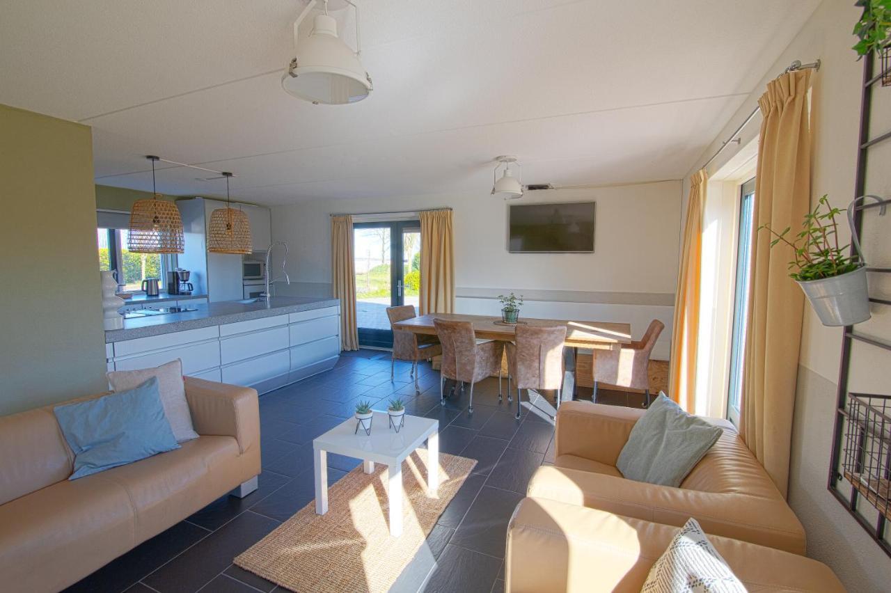 Luxus Familienvilla Mit Jacuzzi & Sauna Tzummarum Exteriér fotografie